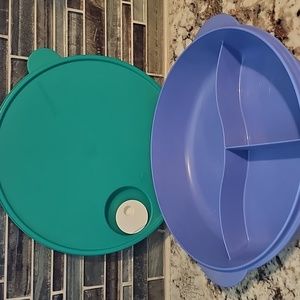 Tupperware Crystal Wave Divided Dish
